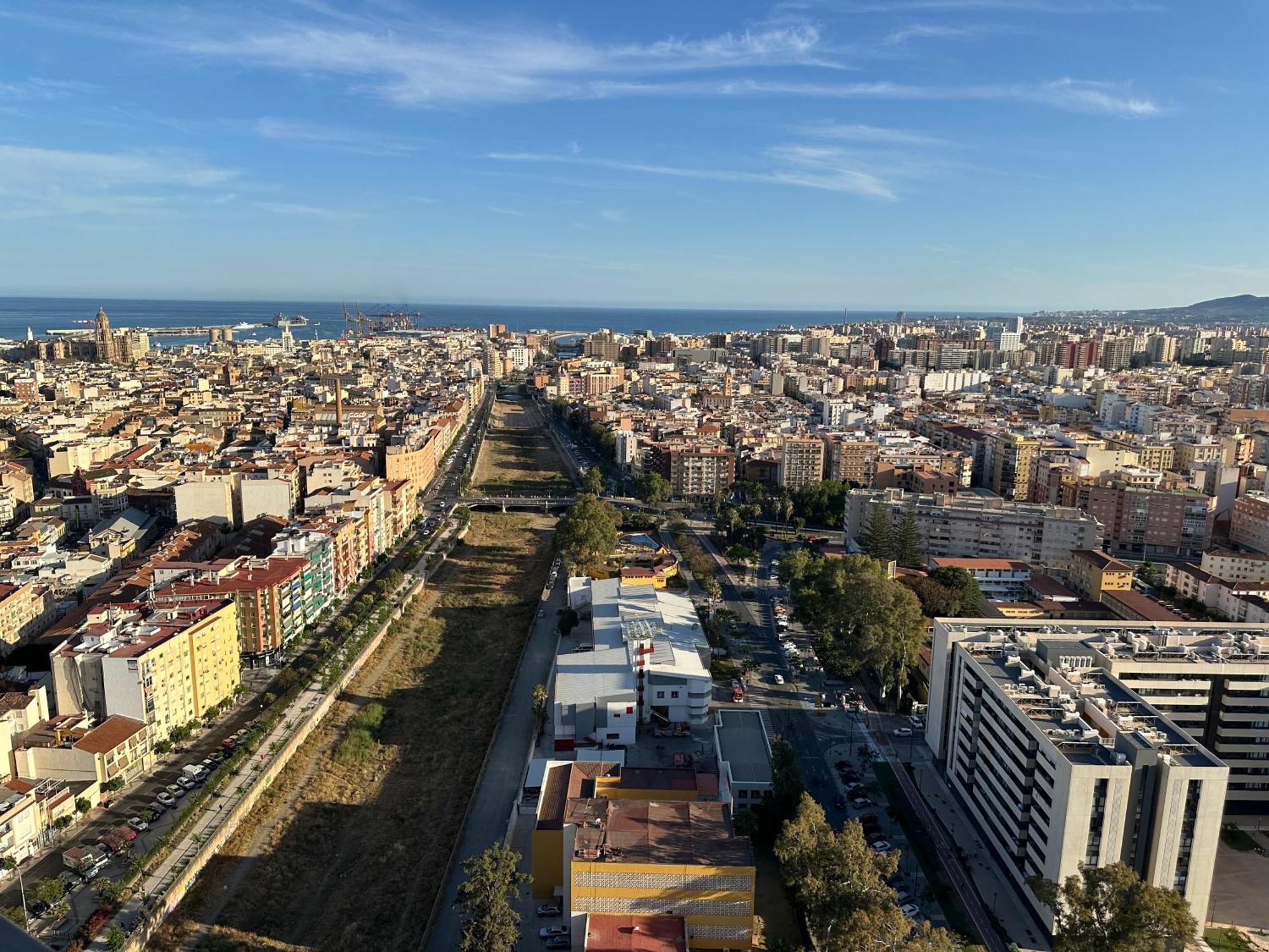 Urban Sky Serviced By P&o Appartement *